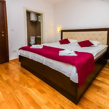 Aqua Breeze Apartments Budva Extérieur photo