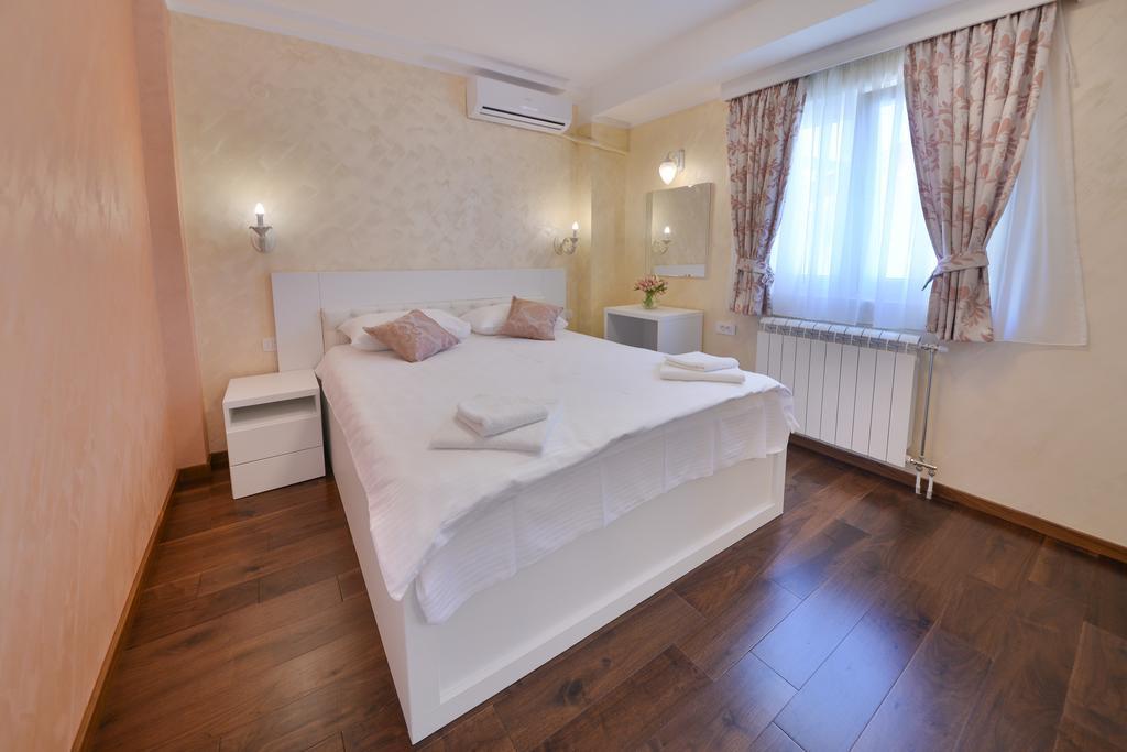 Aqua Breeze Apartments Budva Extérieur photo