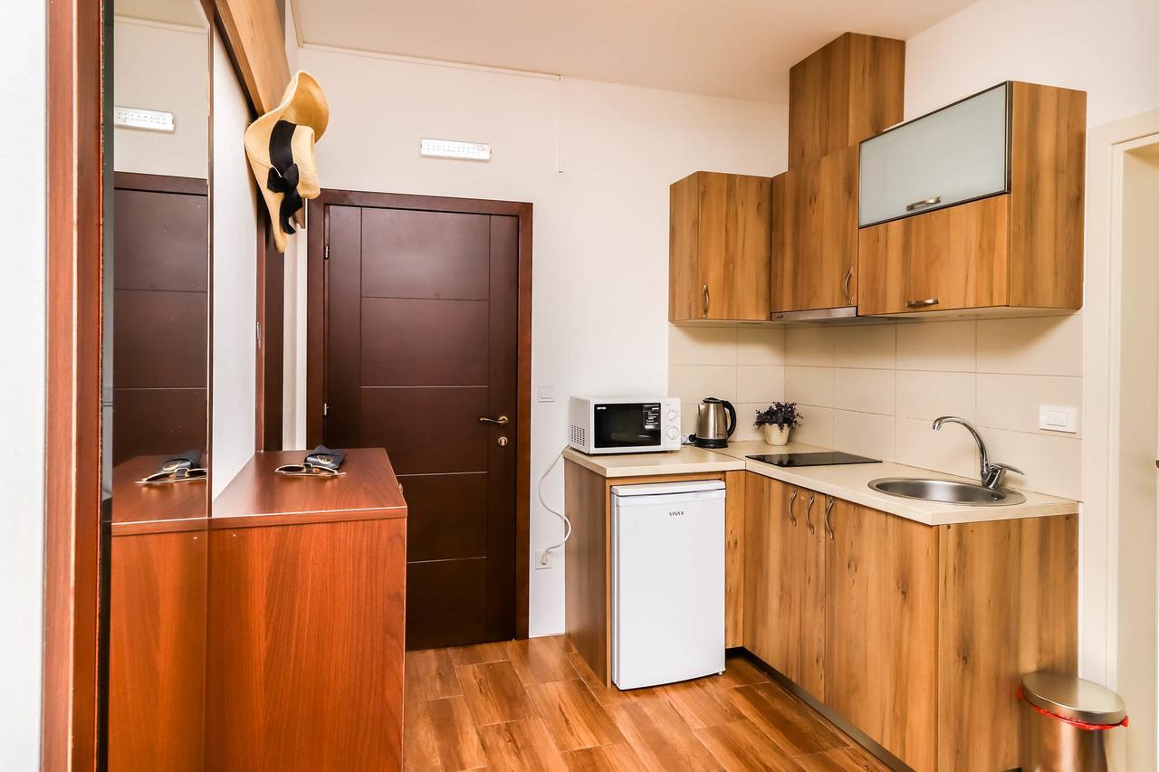 Aqua Breeze Apartments Budva Extérieur photo