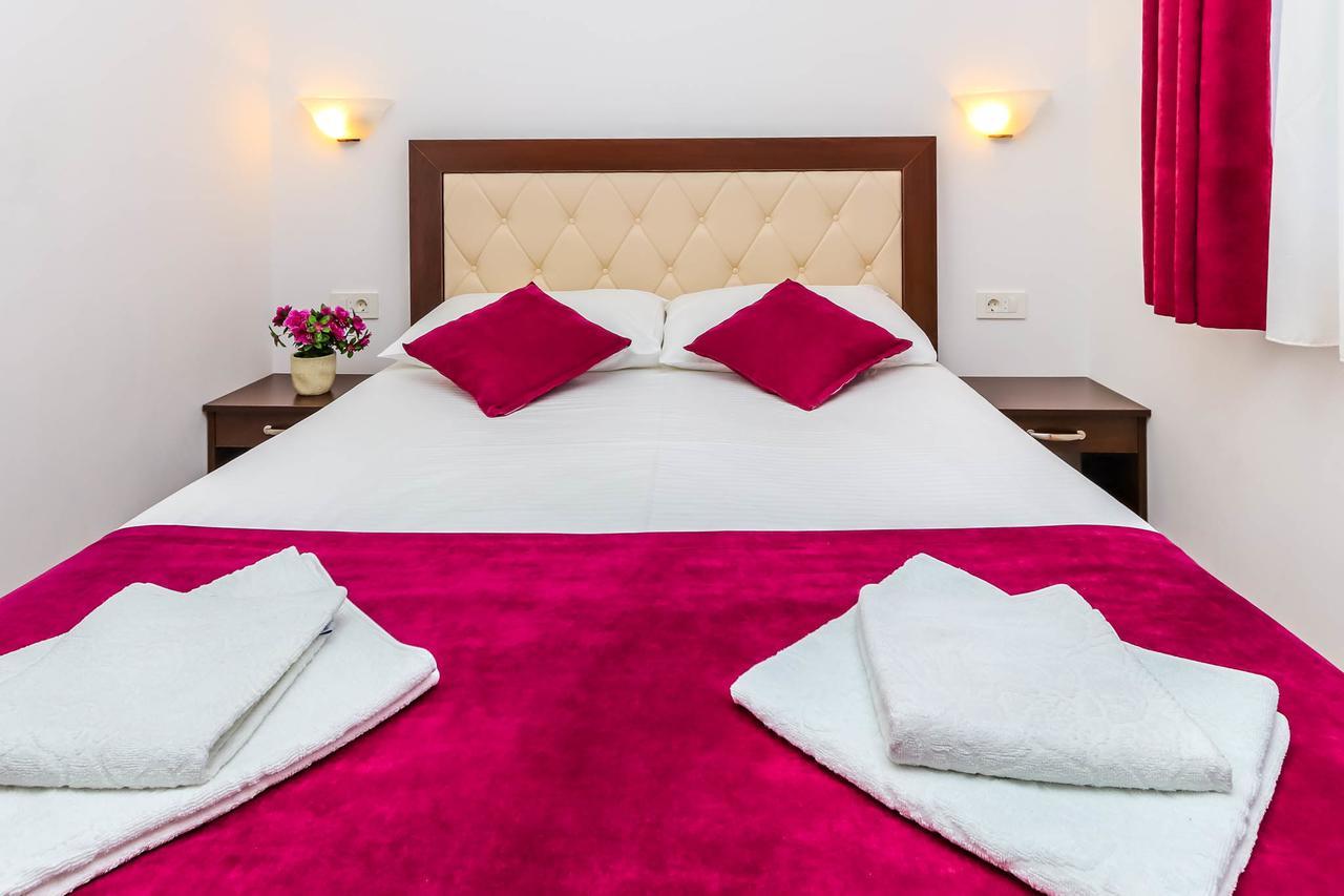Aqua Breeze Apartments Budva Extérieur photo