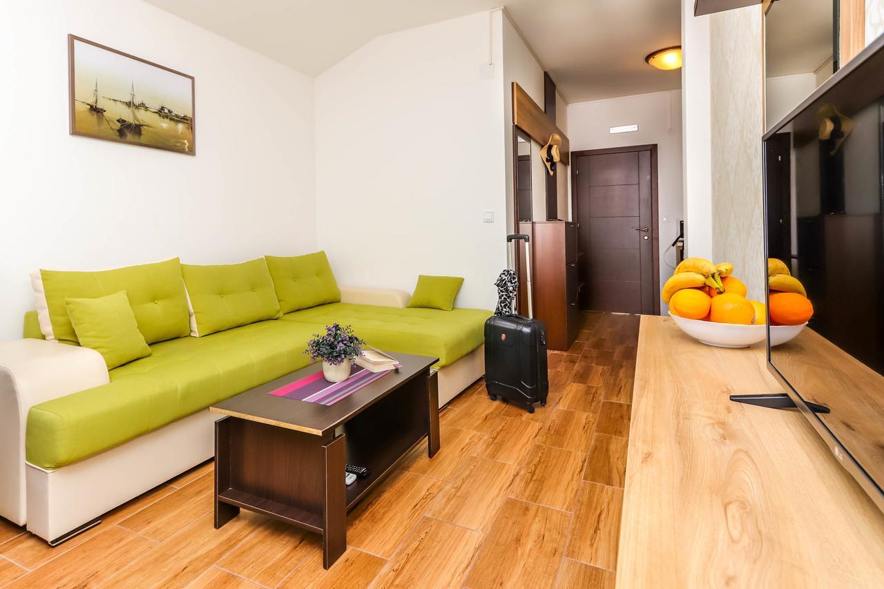 Aqua Breeze Apartments Budva Extérieur photo
