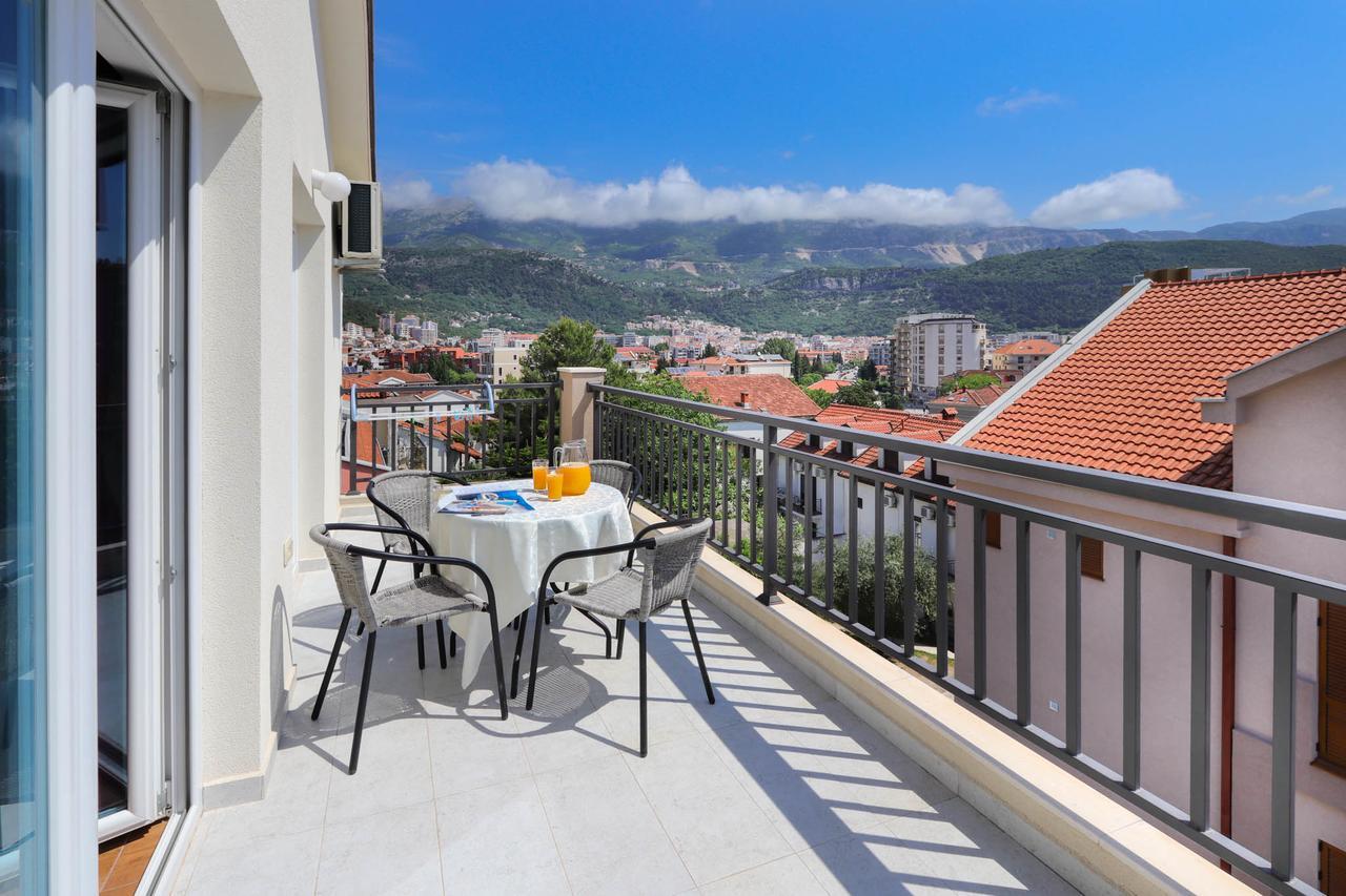 Aqua Breeze Apartments Budva Extérieur photo