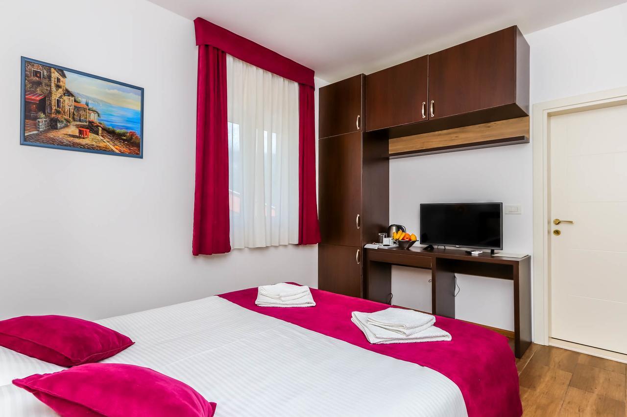 Aqua Breeze Apartments Budva Extérieur photo